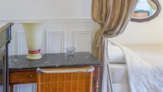 Apartments in Paris 18ème arrondissement - Montmartre - photo 4