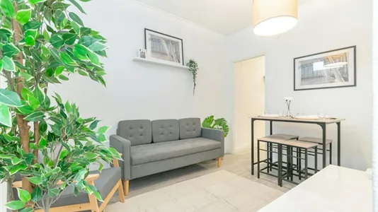 Rooms in Barcelona Eixample - photo 9