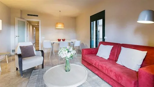 Apartments in Barcelona Ciutat Vella - photo 2
