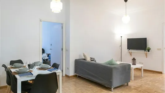 Rooms in Madrid Chamberí - photo 10