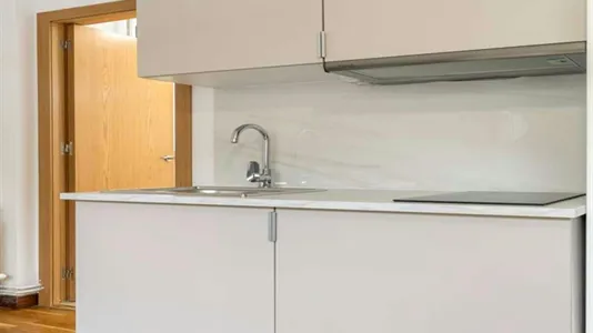 Rooms in Madrid Hortaleza - photo 5