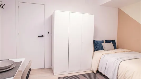 Rooms in Valencia Ciutat Vella - photo 10