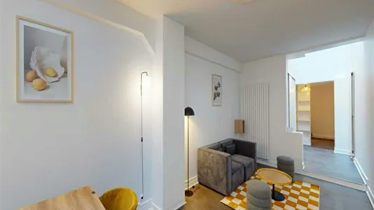 Rooms in Paris 17ème arrondissement - photo 9