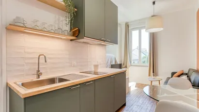 Apartment for rent in L'Haÿ-les-Roses, Île-de-France