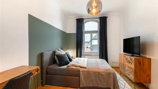 Rooms in Stuttgart-West - photo 4