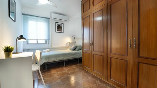 Rooms in Madrid Fuencarral-El Pardo - photo 1