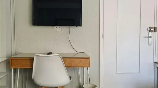 Rooms in Valencia Ciutat Vella - photo 10