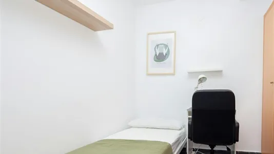 Rooms in Valencia Algirós - photo 4