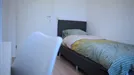 Room for rent, Rotterdam, &lt;span class=&quot;blurred street&quot; onclick=&quot;ProcessAdRequest(7741179)&quot;&gt;&lt;span class=&quot;hint&quot;&gt;See streetname&lt;/span&gt;[xxxxxxxxxxxxx]&lt;/span&gt;
