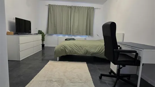 Rooms in Brussels Evere - photo 1