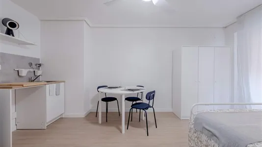 Rooms in Burjassot - photo 5