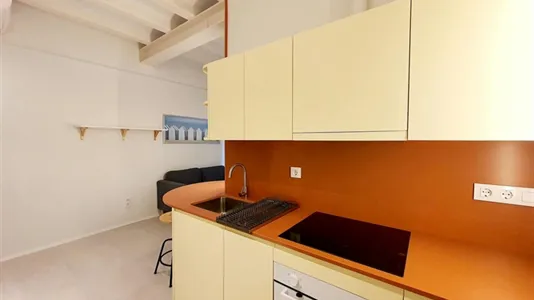 Apartments in Barcelona Ciutat Vella - photo 8