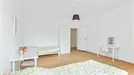 Room for rent, Berlin, &lt;span class=&quot;blurred street&quot; onclick=&quot;ProcessAdRequest(9197990)&quot;&gt;&lt;span class=&quot;hint&quot;&gt;See streetname&lt;/span&gt;[xxxxxxxxxxxxx]&lt;/span&gt;