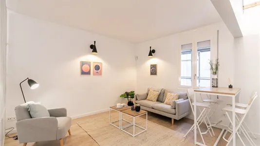 Apartments in Barcelona Ciutat Vella - photo 5