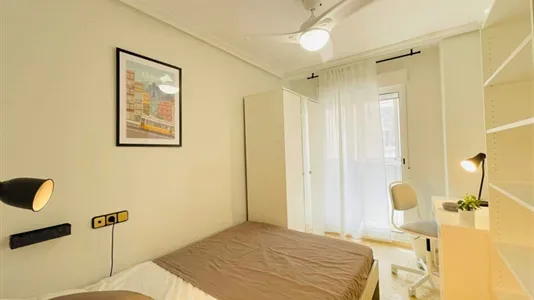 Rooms in la Punta - photo 2