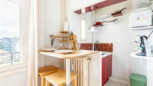 Apartments in Nanterre - photo 4