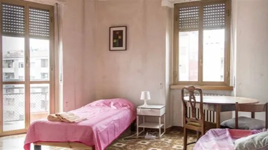 Rooms in Roma Municipio VII – Appio-Latino/Tuscolano/Cinecittà - photo 10