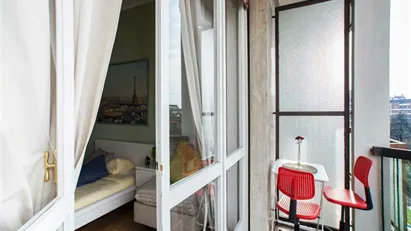 Room for rent in Milano Zona 7 - Baggio, De Angeli, San Siro, Milan