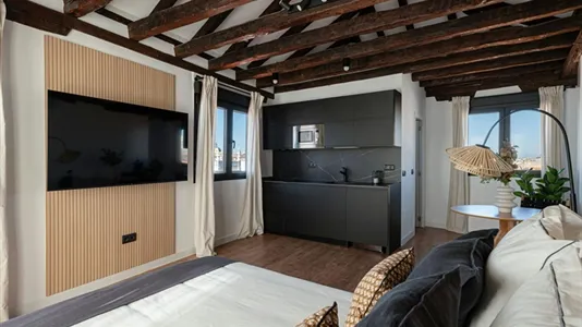 Apartments in Madrid Centro - photo 6