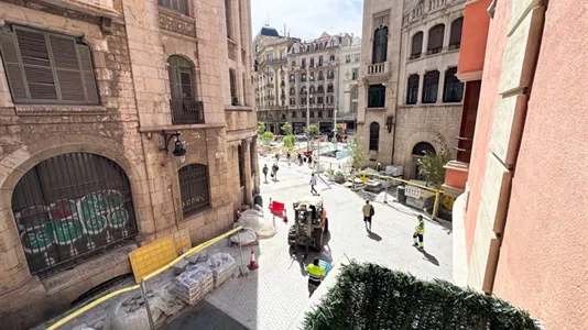 Rooms in Barcelona Ciutat Vella - photo 5