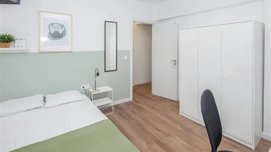 Rooms in Valencia L'Eixample - photo 4