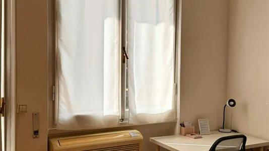 Rooms in Florence - photo 2