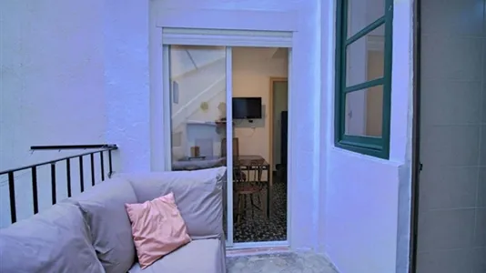 Apartments in Valencia L'Eixample - photo 2