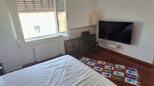 Apartments in Roma Municipio VII – Appio-Latino/Tuscolano/Cinecittà - photo 4