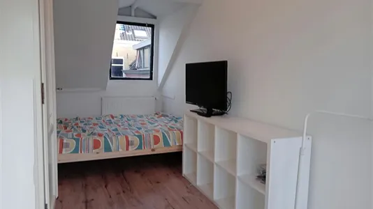 Houses in Vlaardingen - photo 4