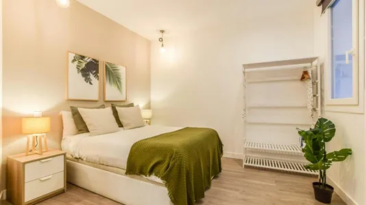 Rooms in Madrid Centro - photo 3
