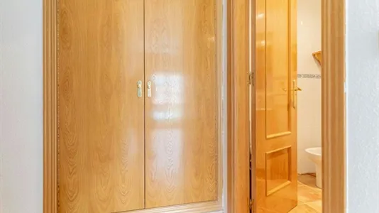 Rooms in Madrid Tetuán - photo 8