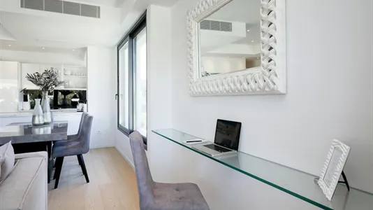 Houses in Elliniko-Argyroupoli - photo 2