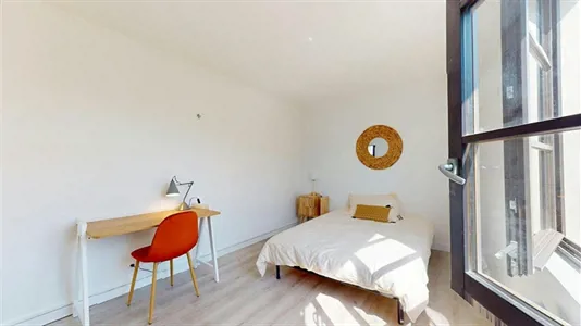 Rooms in Lyon - photo 2