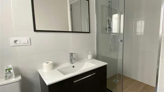 Rooms in L'Hospitalet de Llobregat - photo 9