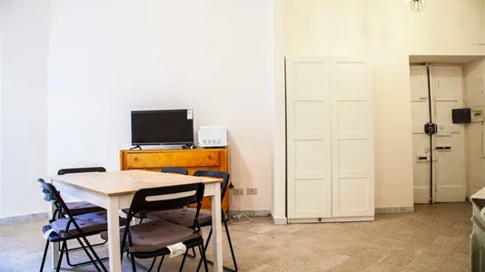 Rooms in Roma Municipio VII – Appio-Latino/Tuscolano/Cinecittà - photo 6