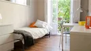 Room for rent, Valencia L'Eixample, Valencia (region), &lt;span class=&quot;blurred street&quot; onclick=&quot;ProcessAdRequest(7745020)&quot;&gt;&lt;span class=&quot;hint&quot;&gt;See streetname&lt;/span&gt;[xxxxxxxxxxxxx]&lt;/span&gt;