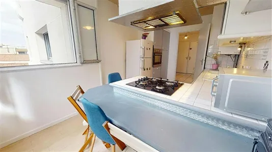 Rooms in Saint-Étienne - photo 10