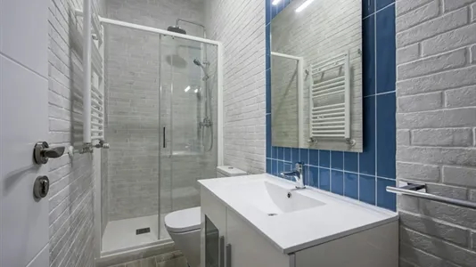 Rooms in Madrid Centro - photo 10