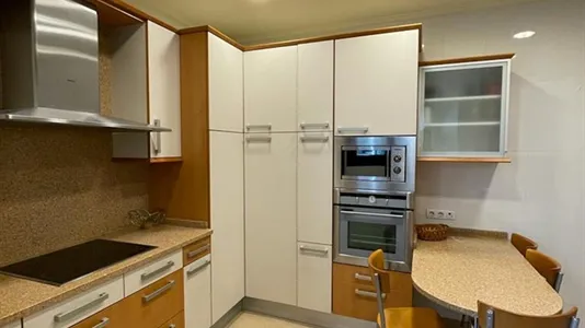 Rooms in Bilbao - photo 6