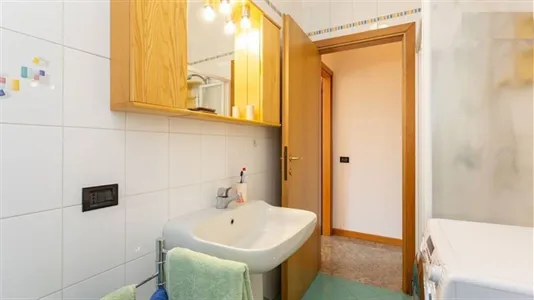 Rooms in Bernate Ticino - photo 9