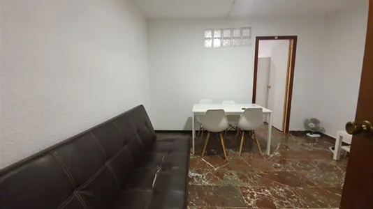 Rooms in Granada - photo 8