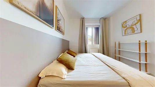 Rooms in Saint-Julien-en-Genevois - photo 9