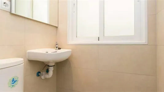 Rooms in Madrid Salamanca - photo 6