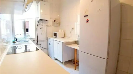 Rooms in Madrid Chamberí - photo 7