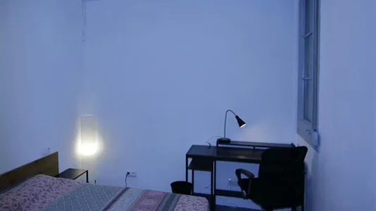 Rooms in Terrassa - photo 2