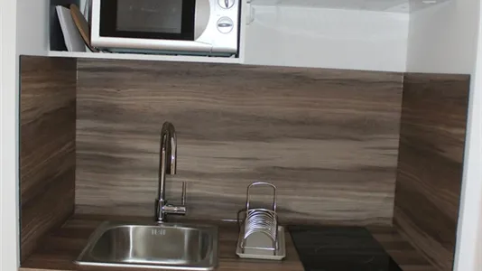 Houses in Angers - photo 3