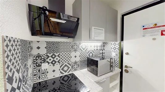 Rooms in Saint-Julien-en-Genevois - photo 7