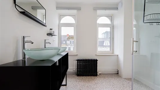 Rooms in Charleroi - photo 8