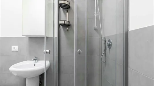 Rooms in Milano Zona 8 - Fiera, Gallaratese, Quarto Oggiaro - photo 10