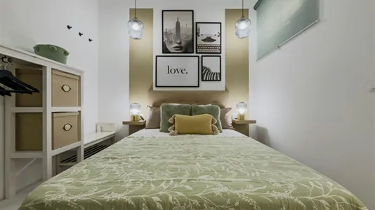 Apartments in Barcelona Ciutat Vella - photo 9